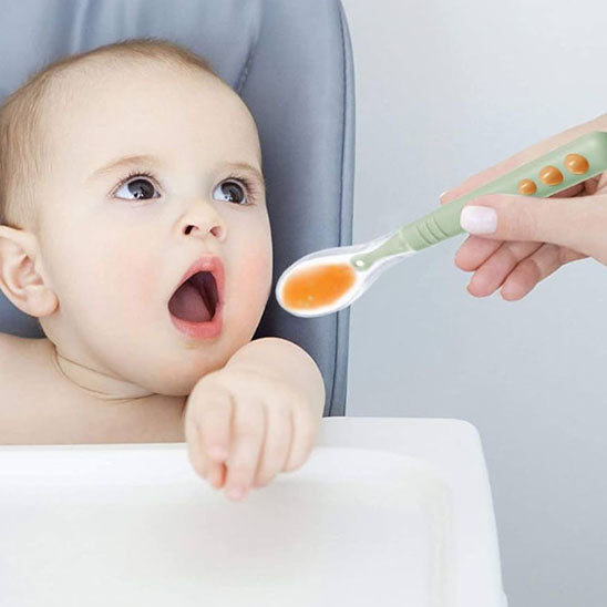Cuillère pour bebe